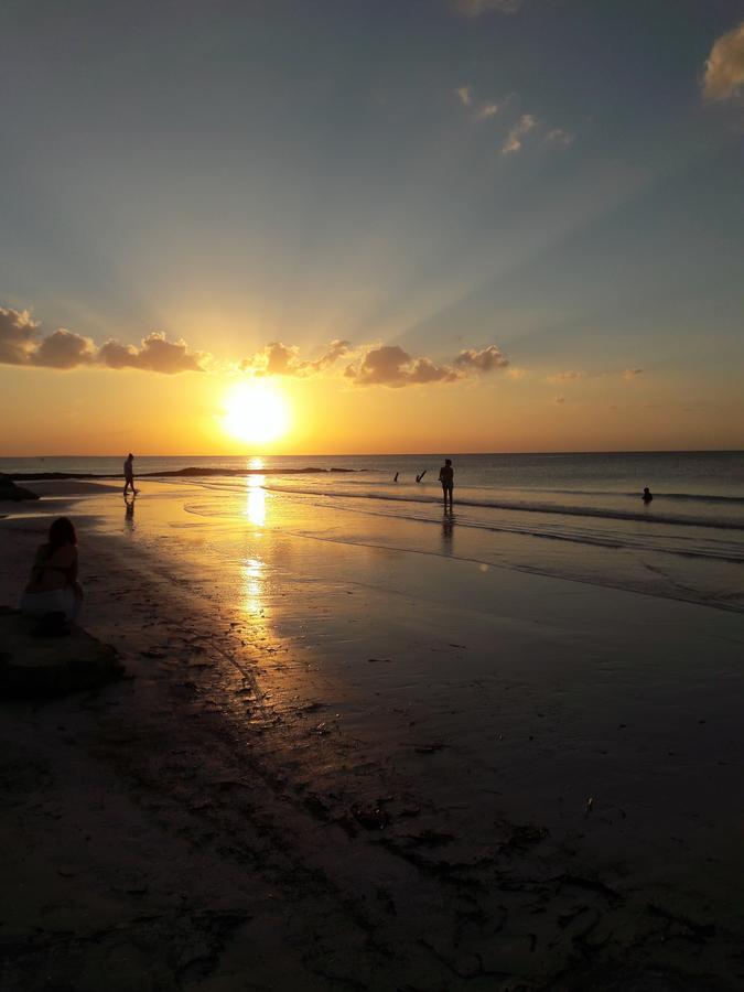 Hostel La Isla Holbox Exterior photo
